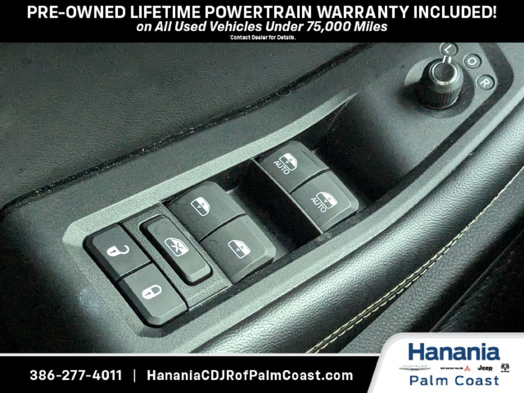 Used 2023 Jeep Grand Cherokee Laredo RWD image 22
