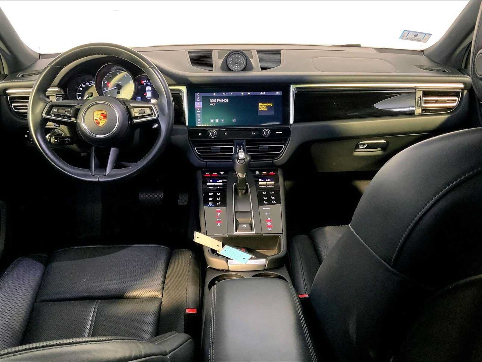 Used 2023 Porsche Macan S AWD/4WD image 15