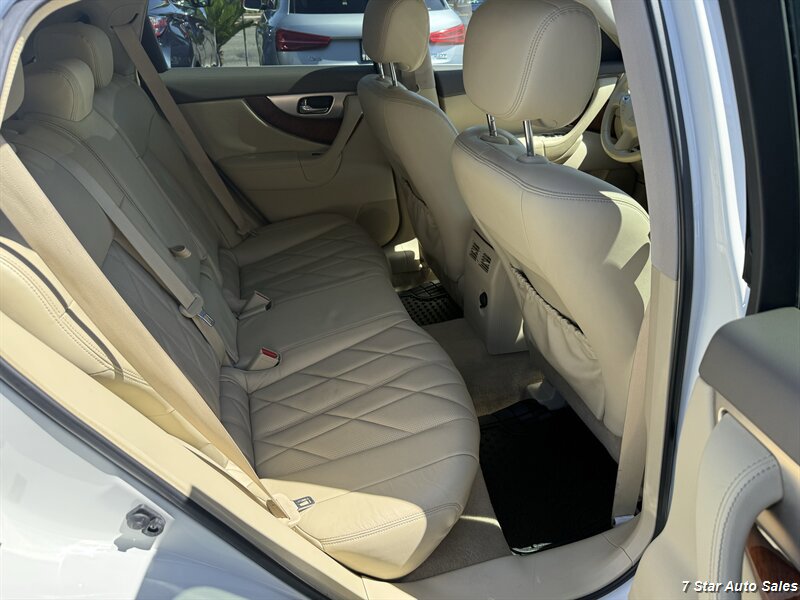Used 2011 INFINITI FX35 AWD w/ Premium Pkg image 20
