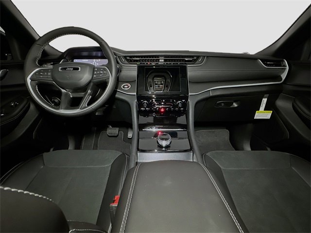 New 2025 Jeep Grand Cherokee L Altitude image 6