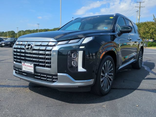 Used 2023 Hyundai Palisade Calligraphy w/ Cargo Package FWD image 8