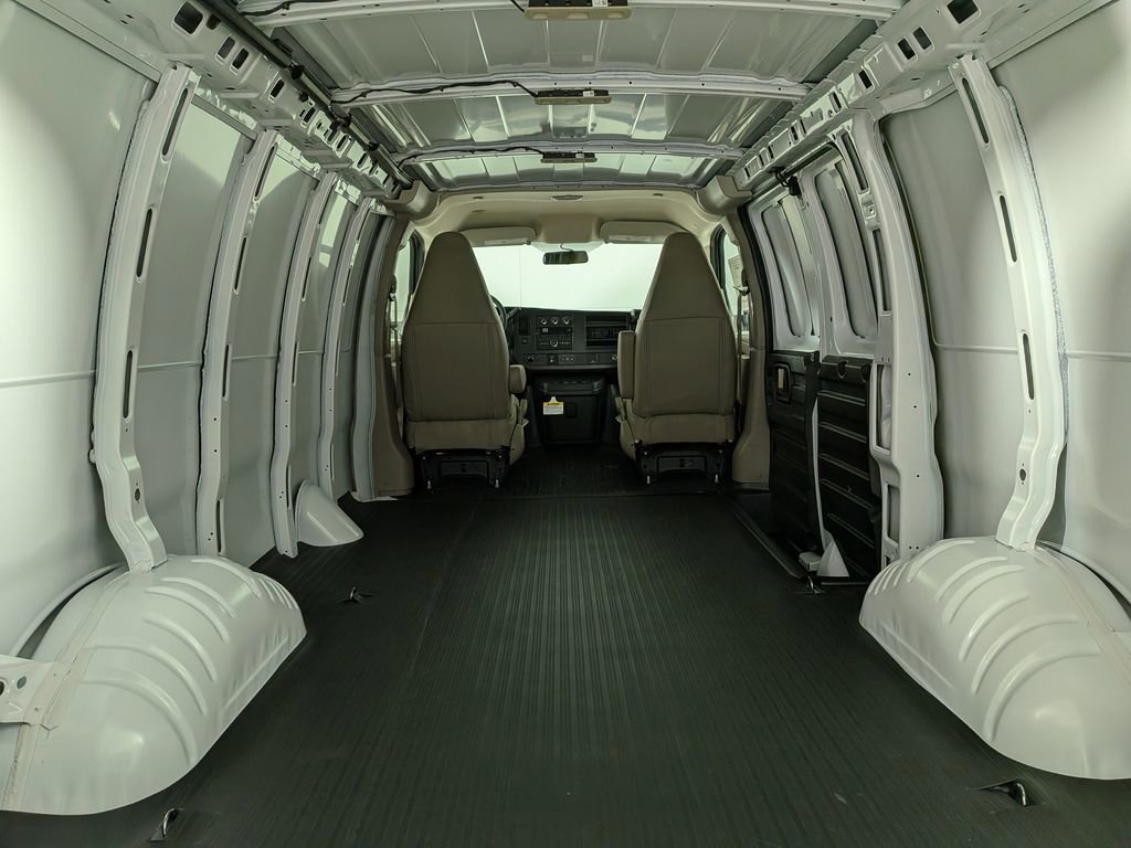 New 2025 Chevrolet Express 2500 image 11