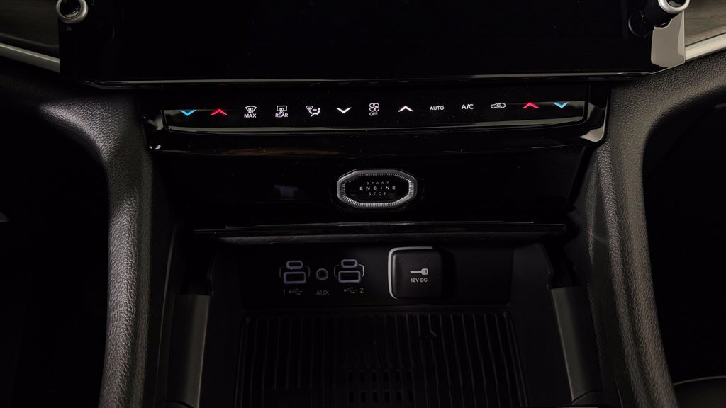 New 2027 Jeep Grand Cherokee L Limited AWD/4WD image 23