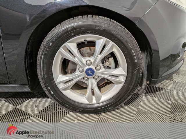 Used 2014 Ford Focus SE w/ SE Winter Package FWD image 35