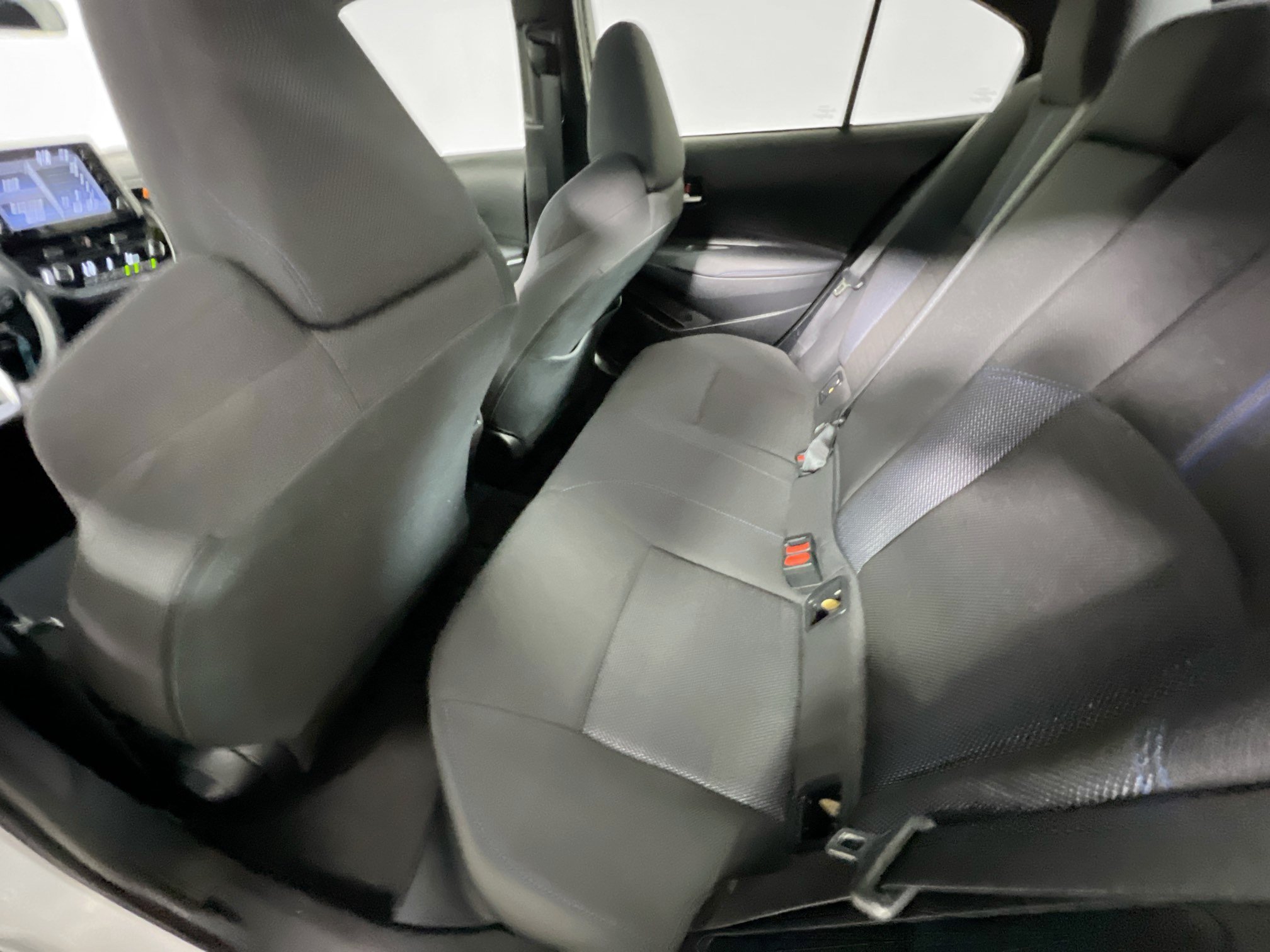 Used 2021 Toyota Corolla SE FWD image 28