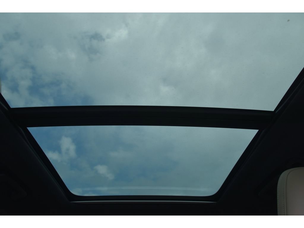 Certified 2025 Volvo XC90 B6 Ultra image 15