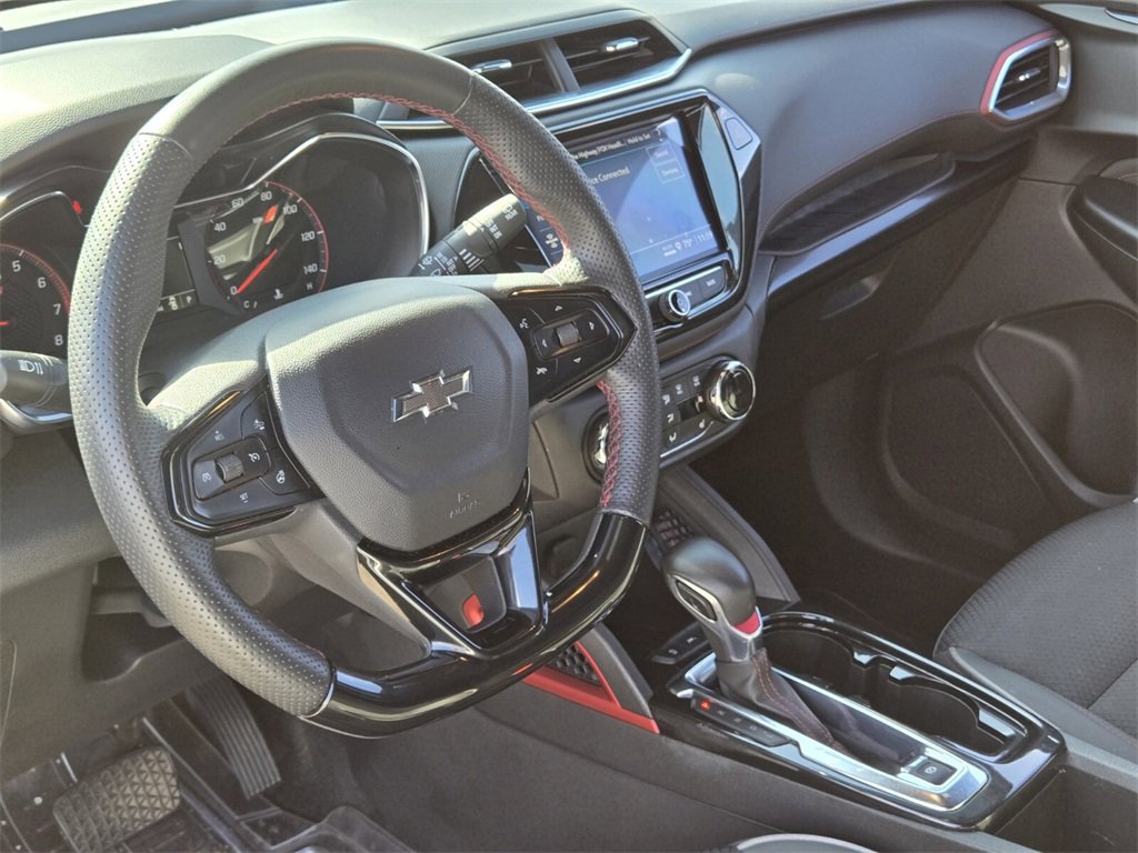 Used 2023 Chevrolet TrailBlazer RS w/ Convenience Package image 11