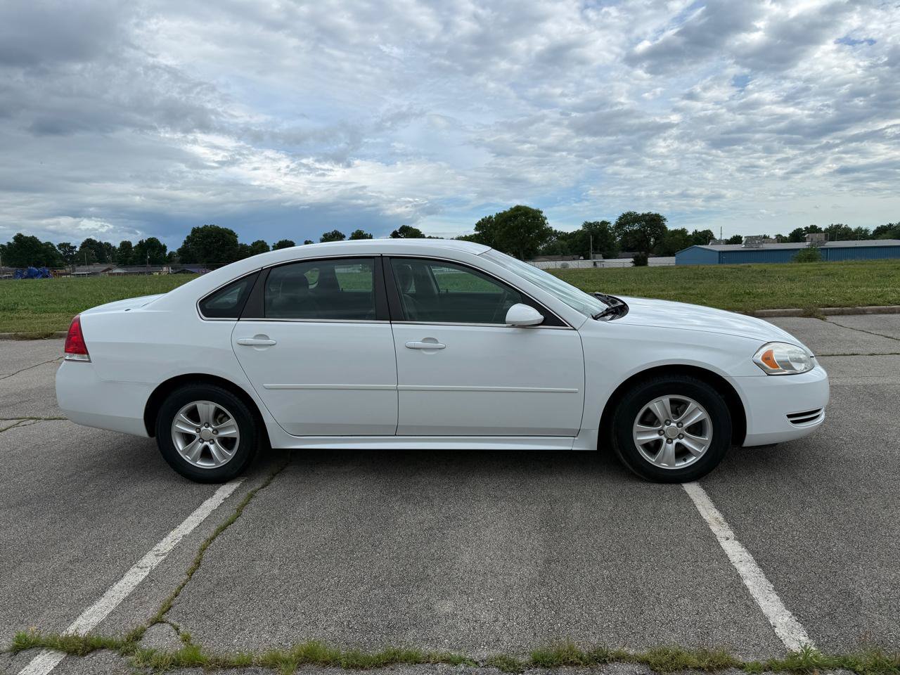 Used 2014 Chevrolet Impala Limited LS FWD image 4