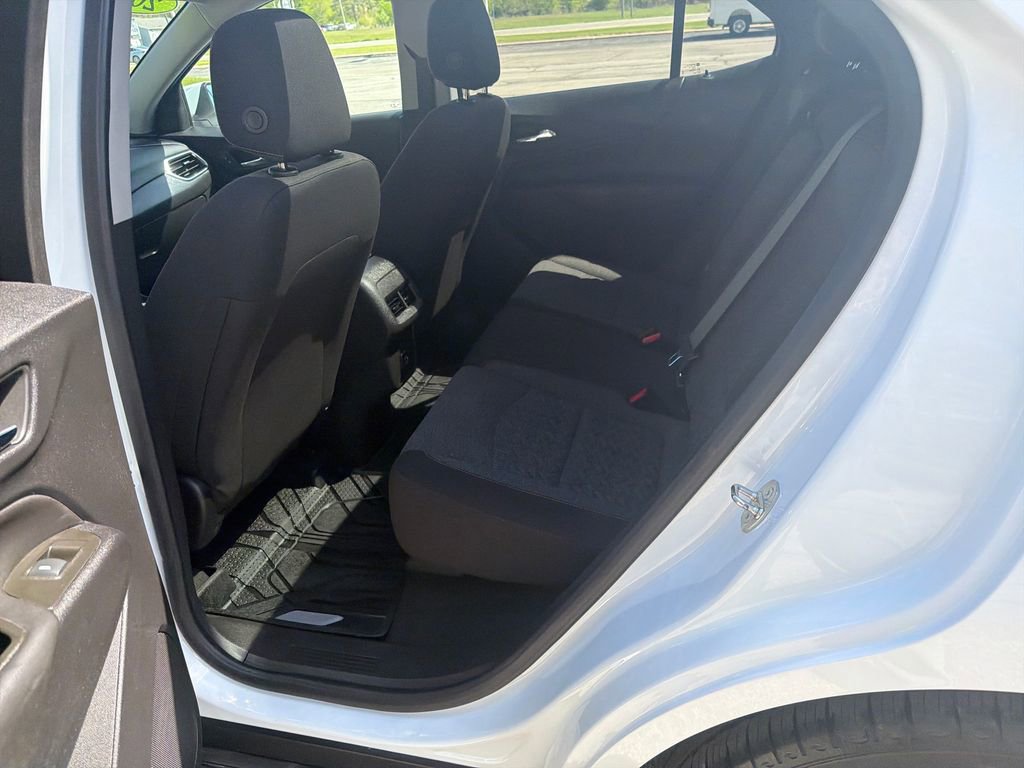 Used 2023 Chevrolet Equinox LT FWD image 22