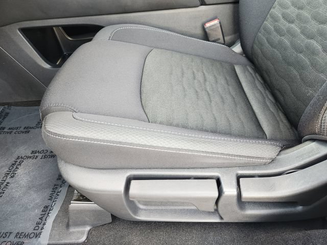 Used 2025 Nissan Pathfinder S FWD image 25