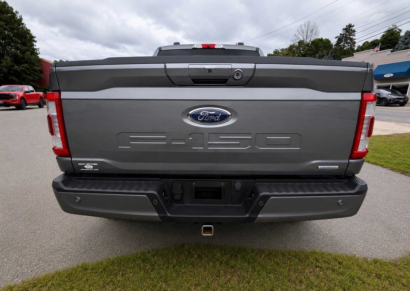 Used 2022 Ford F150 Lariat AWD/4WD image 8