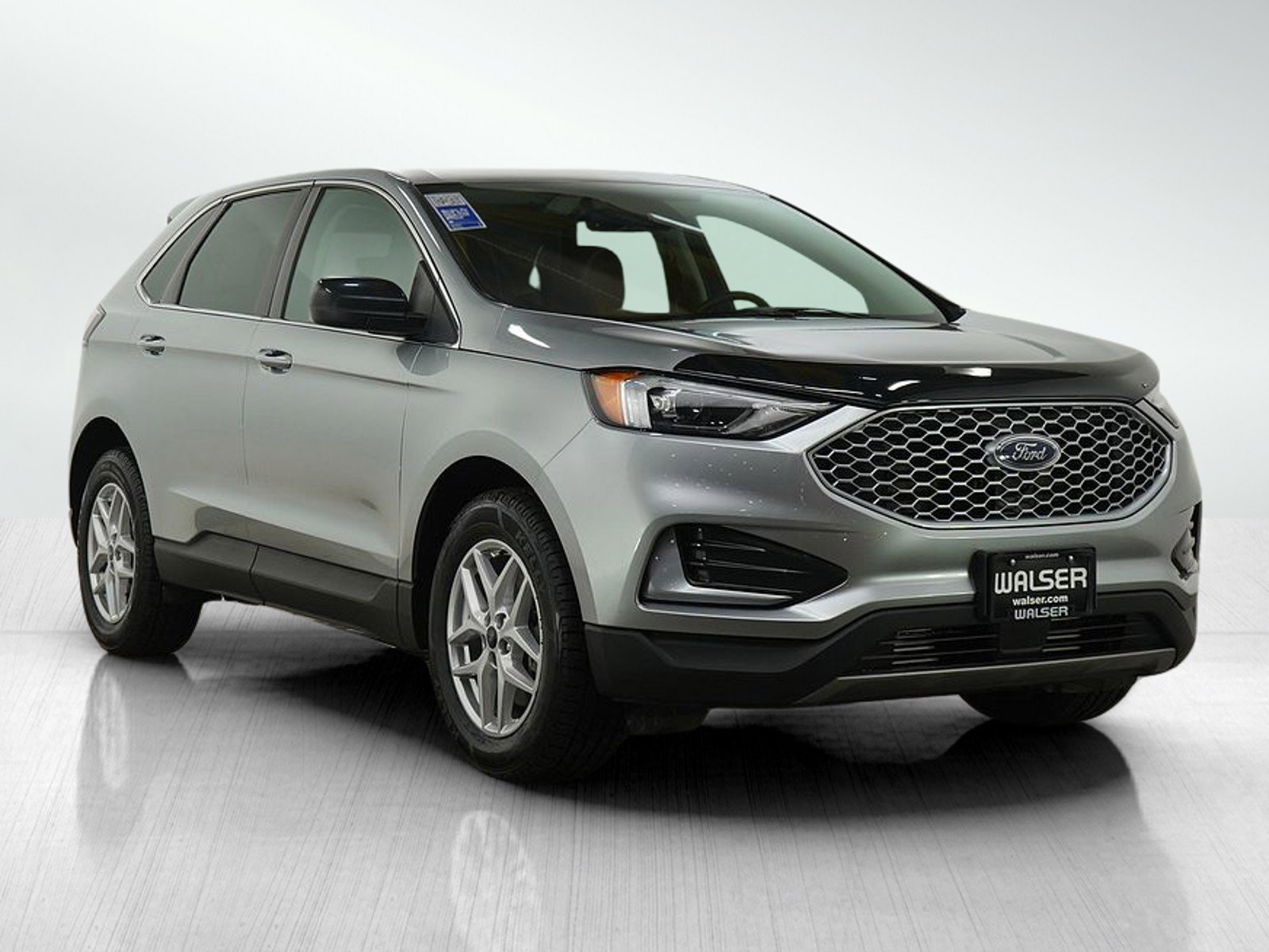 Used 2024 Ford Edge SEL image 7