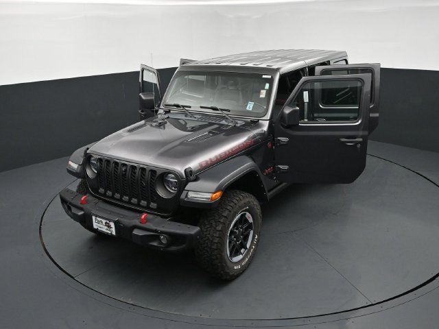 Used 2022 Jeep Wrangler Unlimited Rubicon w/ Dual Top Group AWD/4WD image 26