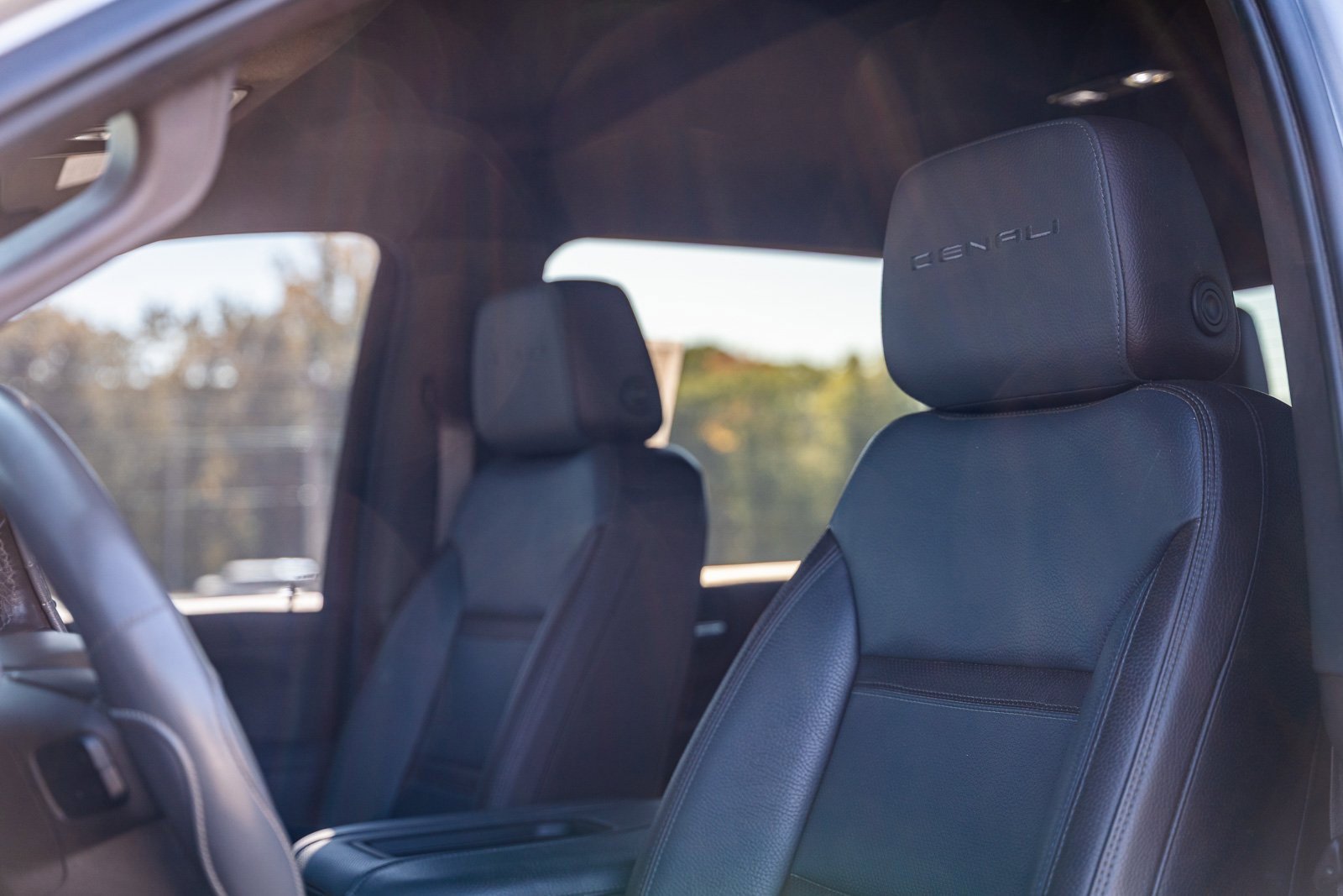 Used 2020 GMC Sierra 2500 Denali w/ Technology Package image 30