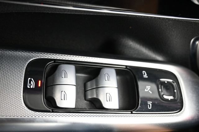 Used 2023 Mercedes-Benz EQE 500 4MATIC Sedan w/ Pinnacle Trim Package image 23