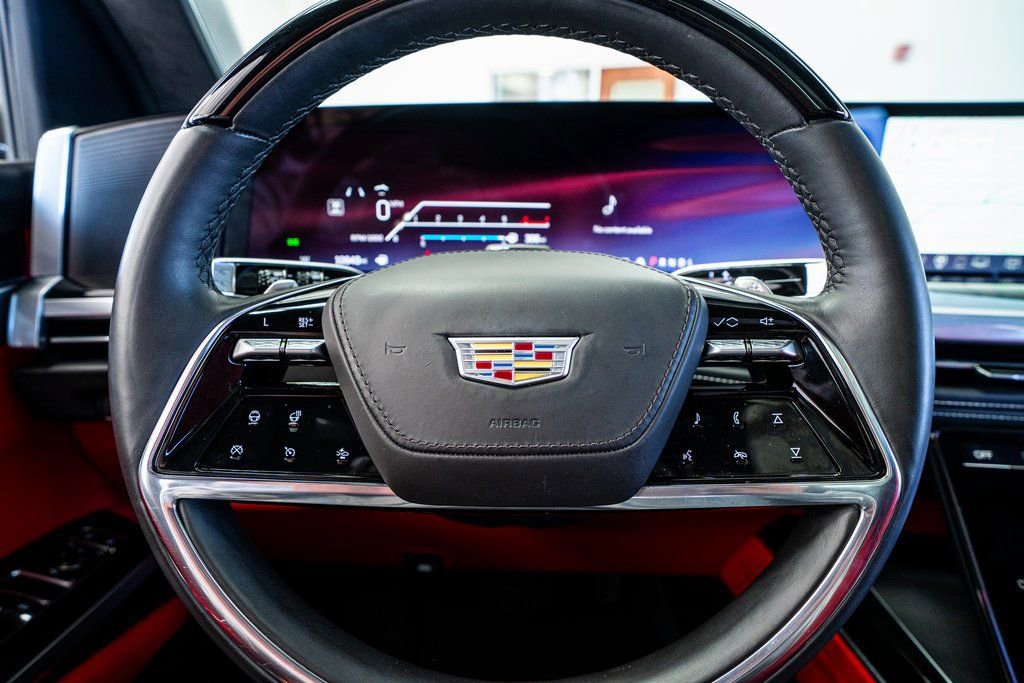 Used 2025 Cadillac Escalade Sport Platinum w/ LPO, Floor Liner Package image 40