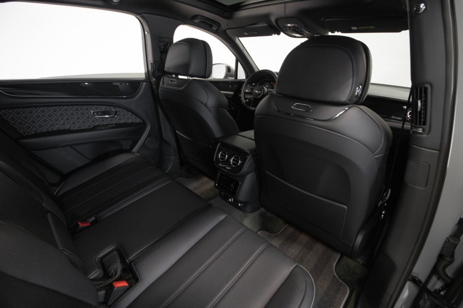 Used 2023 Bentley Bentayga Speed image 70