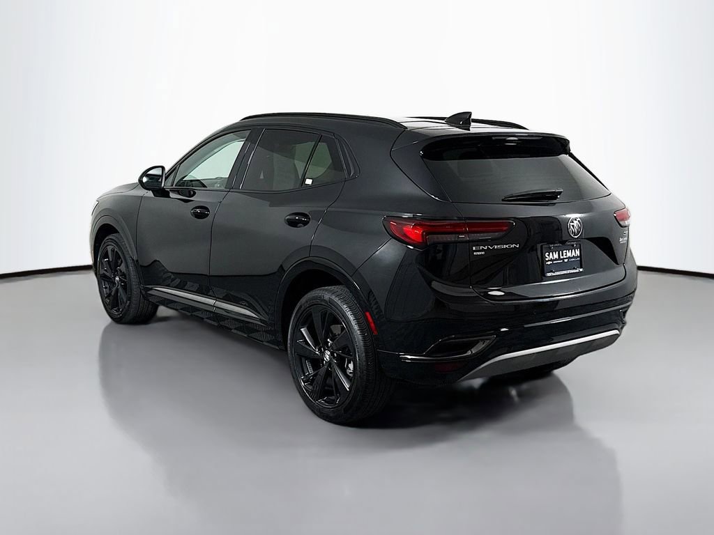 Used 2023 Buick Envision Essence w/ Sport Touring Package image 5