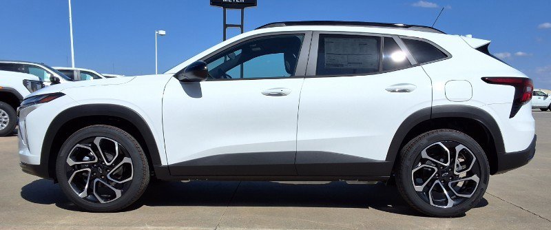 New 2026 Chevrolet Trax RS w/ Driver Confidence Package FWD image 5