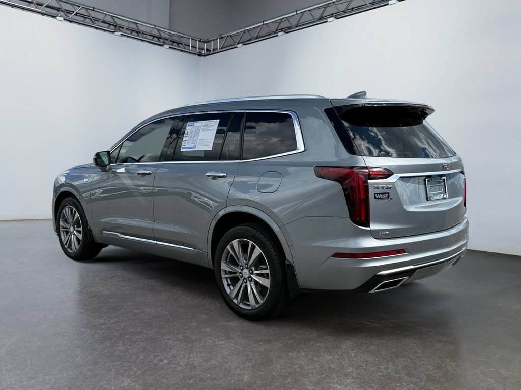 Used 2025 Cadillac XT6 Premium Luxury w/ Technology Package AWD/4WD image 5