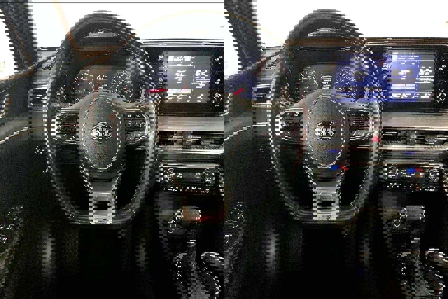 Used 2021 Kia K5 GT-Line w/ GT-Line FWD Premium Package image 5