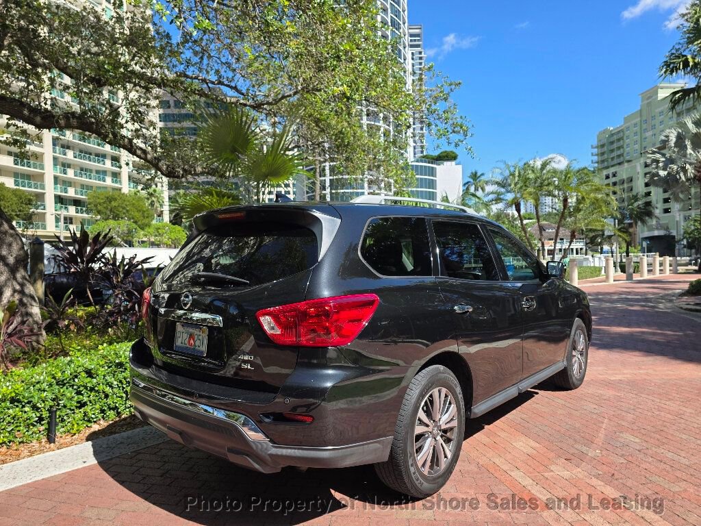 Used 2019 Nissan Pathfinder SL image 6