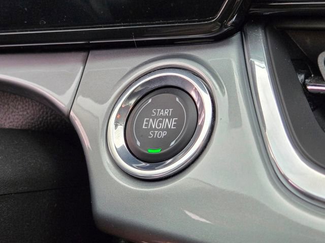 Used 2024 Chevrolet Trax LT w/ Driver Confidence Package FWD image 33