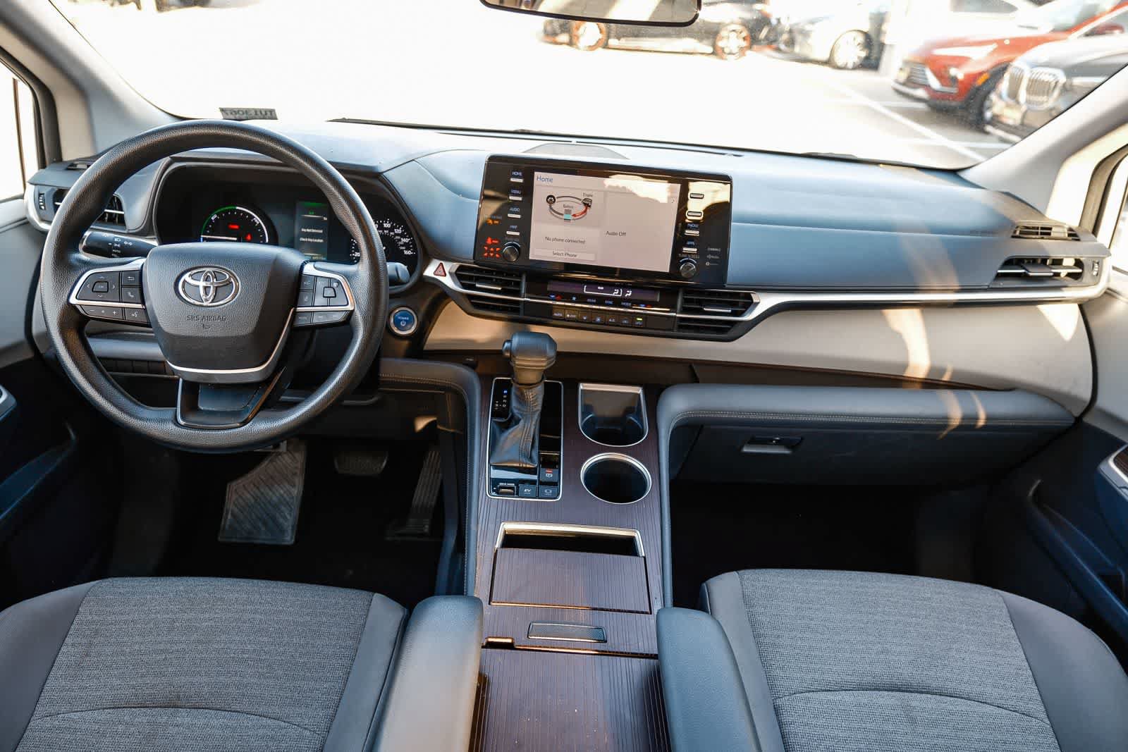 Certified 2021 Toyota Sienna LE AWD/4WD image 13
