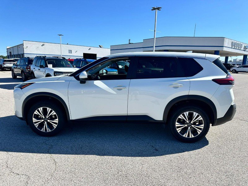 Used 2023 Nissan Rogue SV FWD image 2