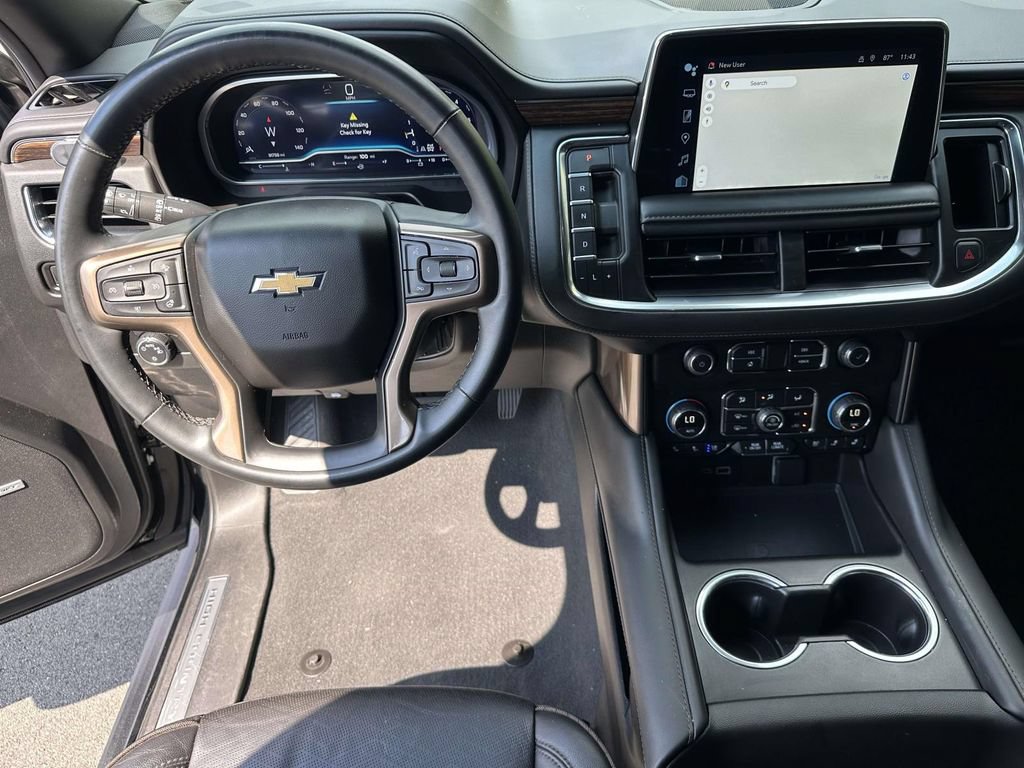 Used 2023 Chevrolet Suburban High Country AWD/4WD image 31