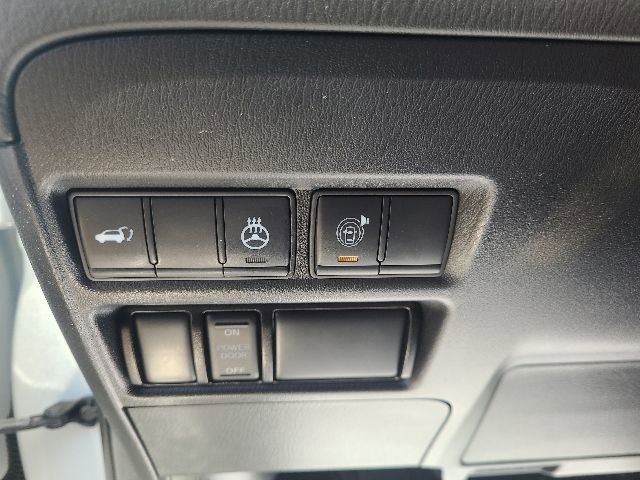 Certified 2021 Nissan Armada Platinum w/ Captain's Chairs Package AWD/4WD image 13