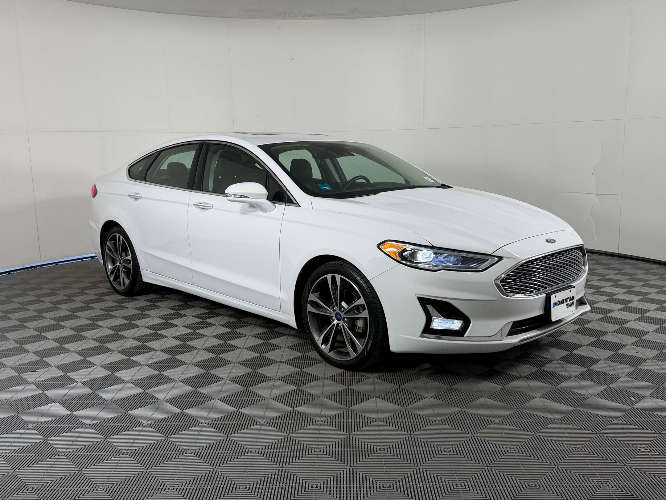 Used 2020 Ford Fusion Titanium AWD/4WD image 7