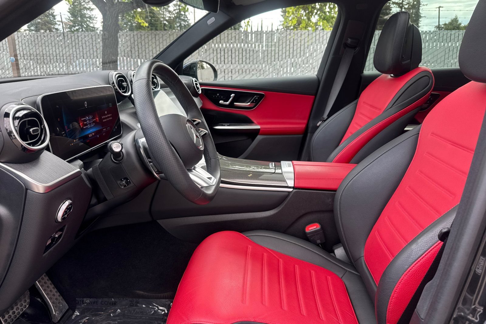 Used 2024 Mercedes-Benz GLC 43 AMG 4MATIC image 10
