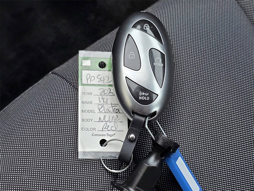 Certified 2025 Hyundai Elantra N Line image 37