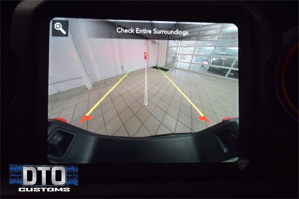 Used 2023 Jeep Gladiator Mojave w/ Trailer Tow Package image 44