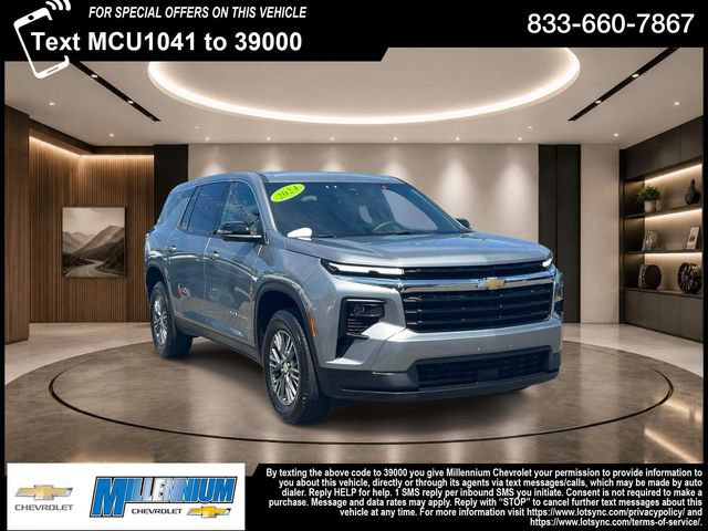 Used 2024 Chevrolet Traverse LS FWD video 1