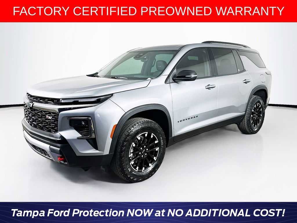 Used 2025 Chevrolet Traverse Z71