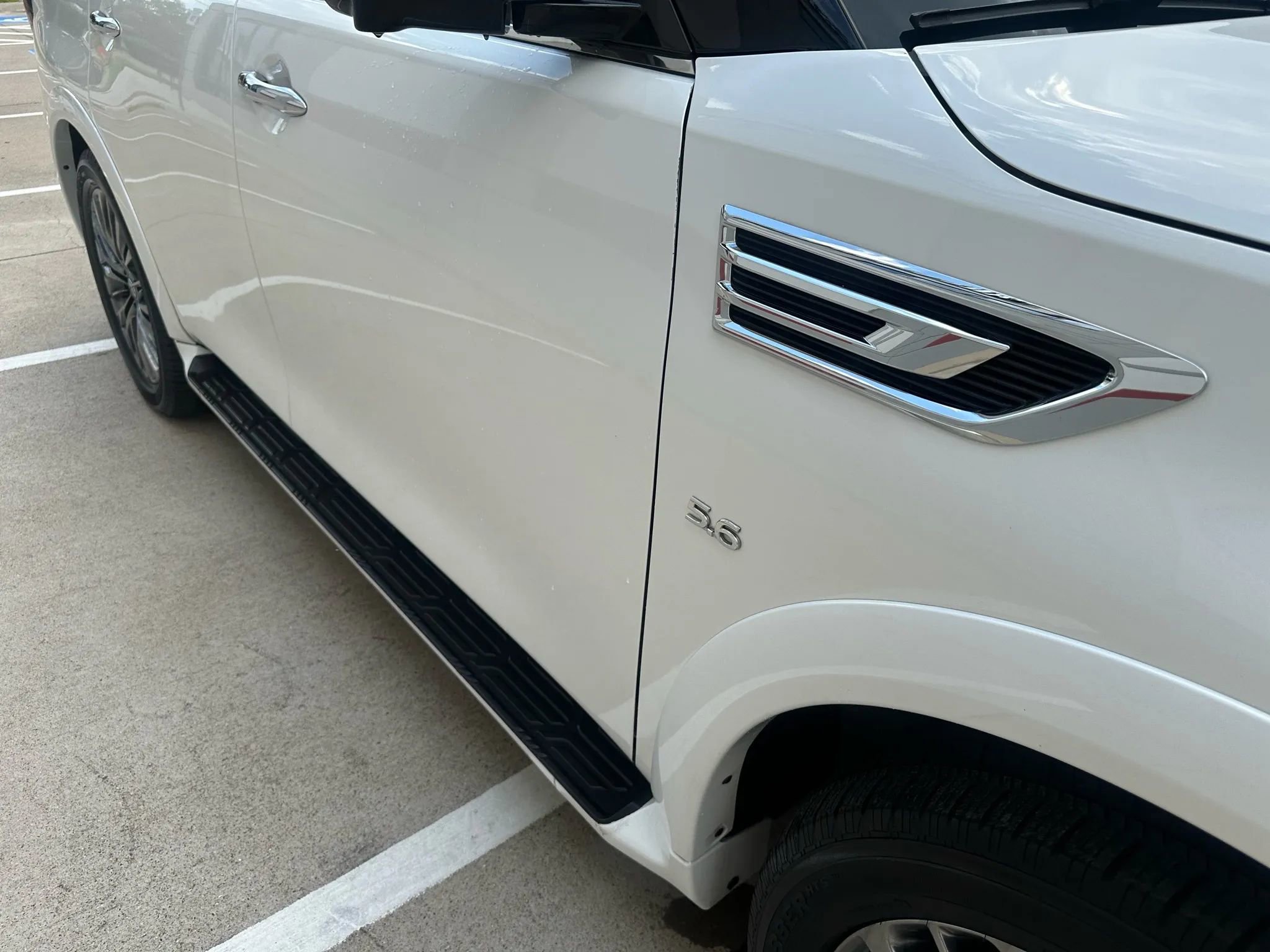 Used 2018 INFINITI QX80 2WD w/ Driver Assistance Package image 7