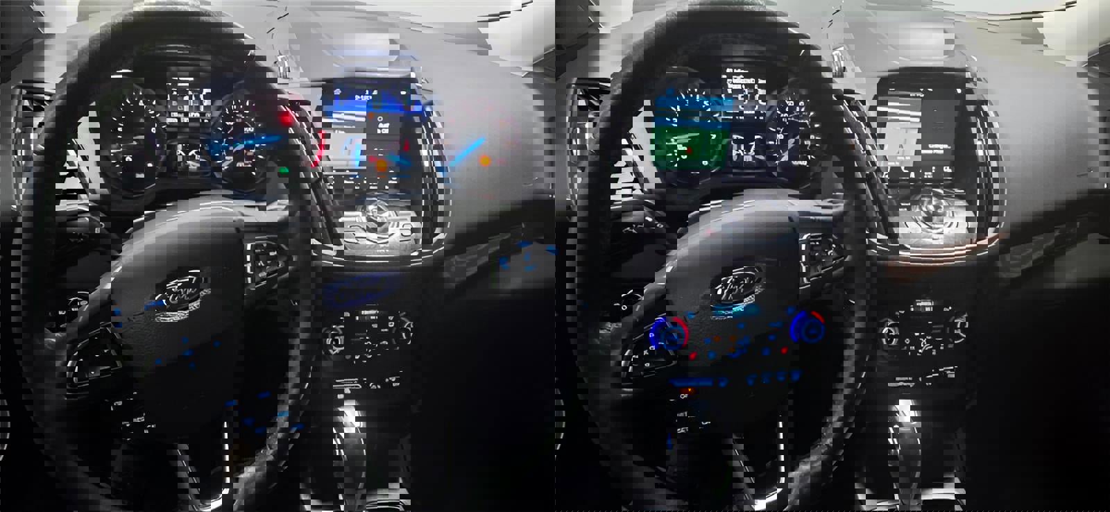 Used 2019 Ford Escape Titanium w/ U9j03 - Titanium Tow Package image 15