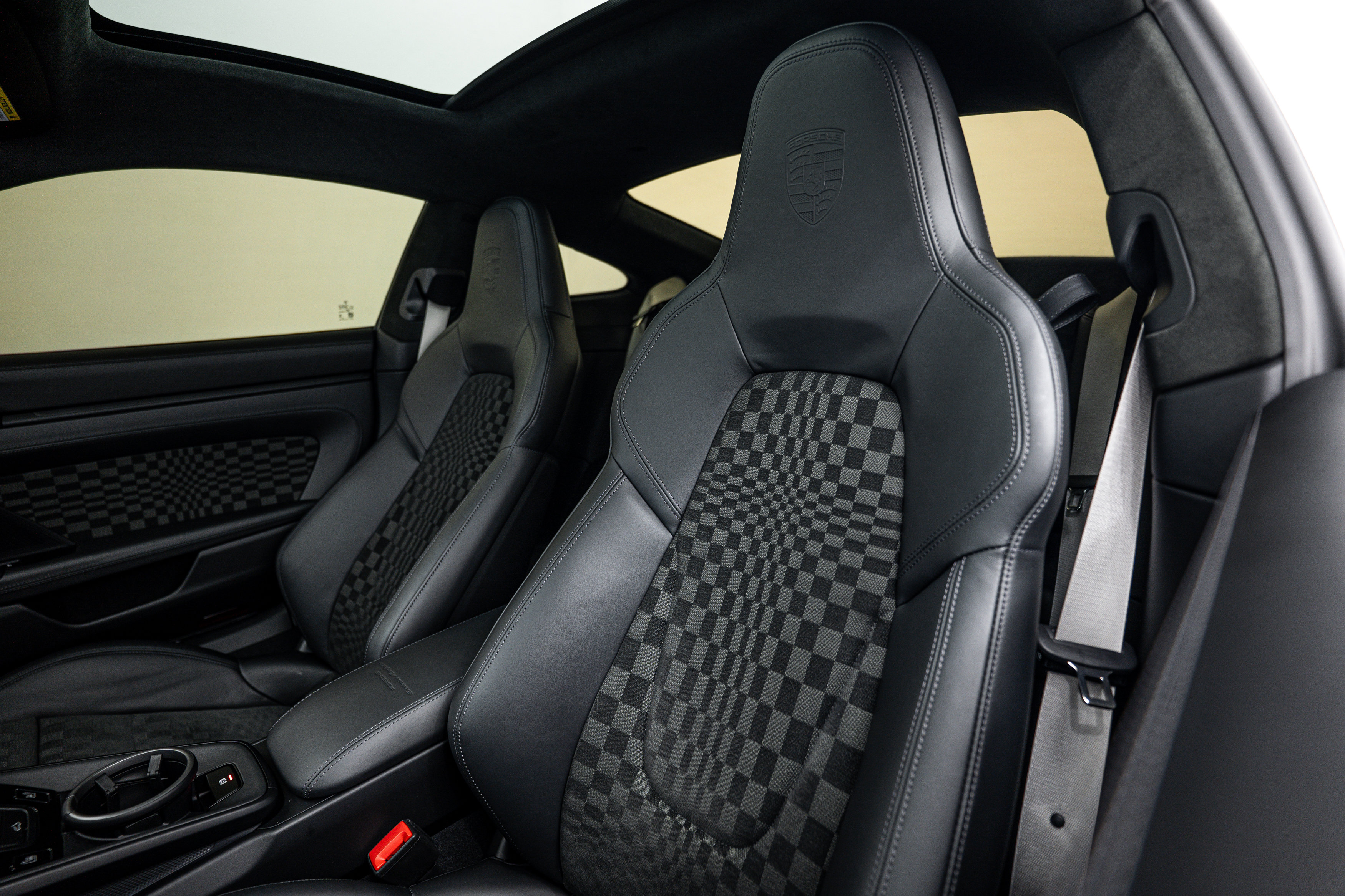Certified 2026 Porsche 911 Carrera GTS image 24