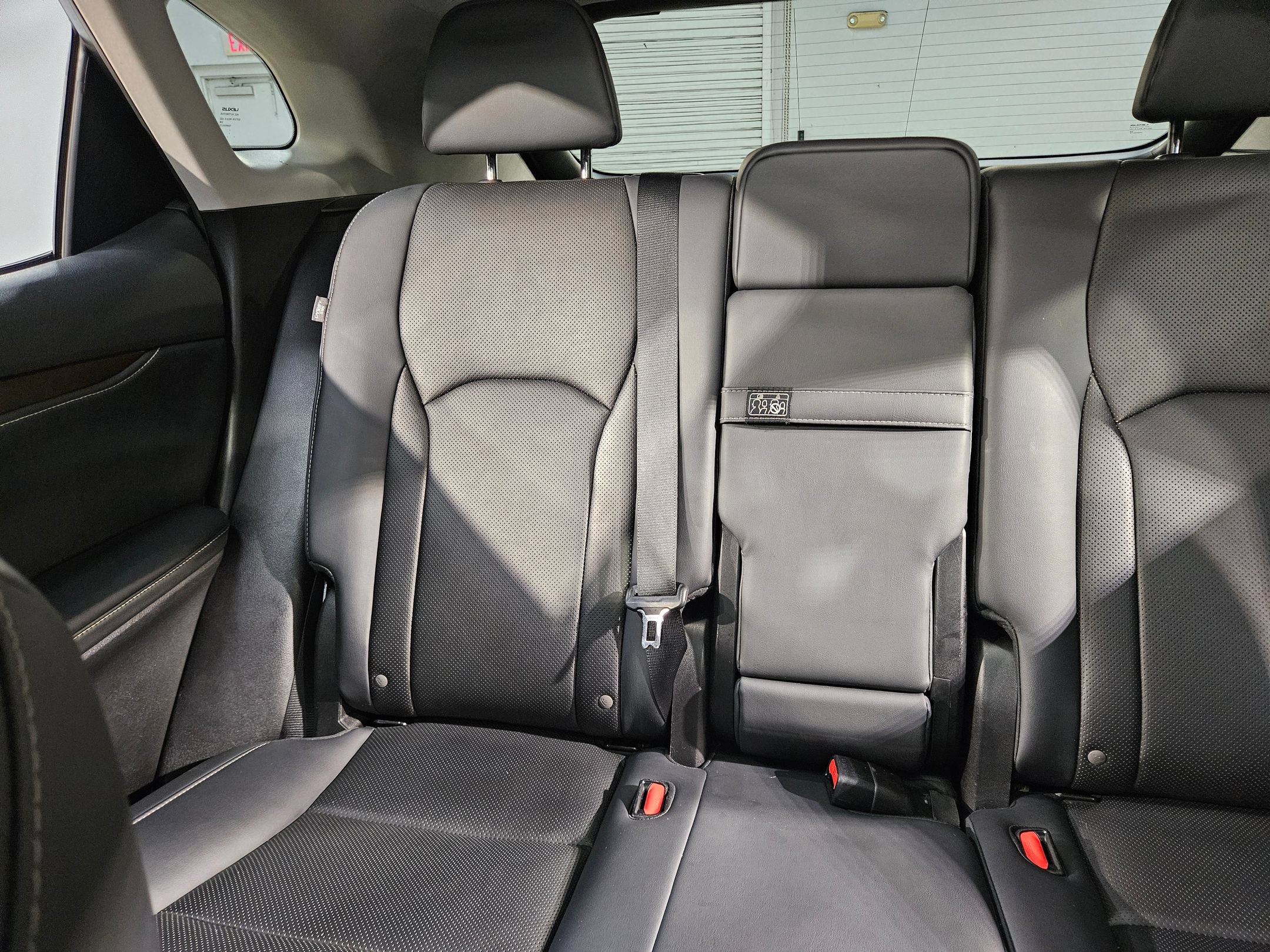 Used 2022 Lexus RX 450h AWD w/ Premium Package image 12