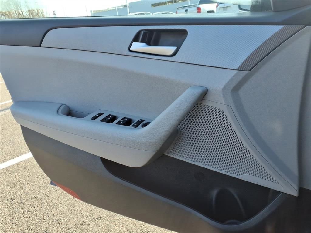 Used 2019 Hyundai Sonata SE image 8