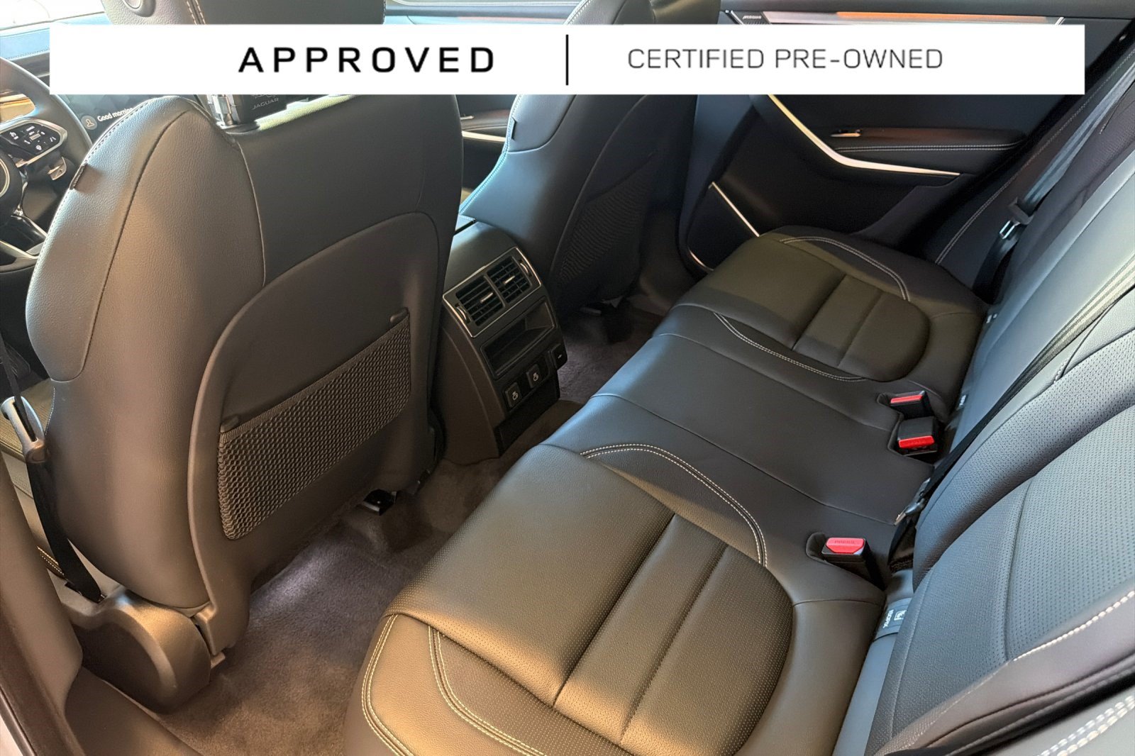 Used 2025 Jaguar F-PACE R-Dynamic S AWD/4WD image 29