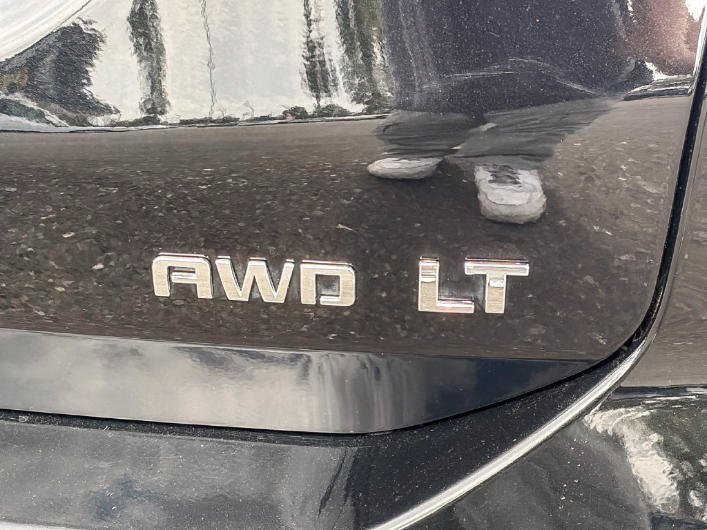 Used 2024 Chevrolet Equinox LT AWD/4WD image 9