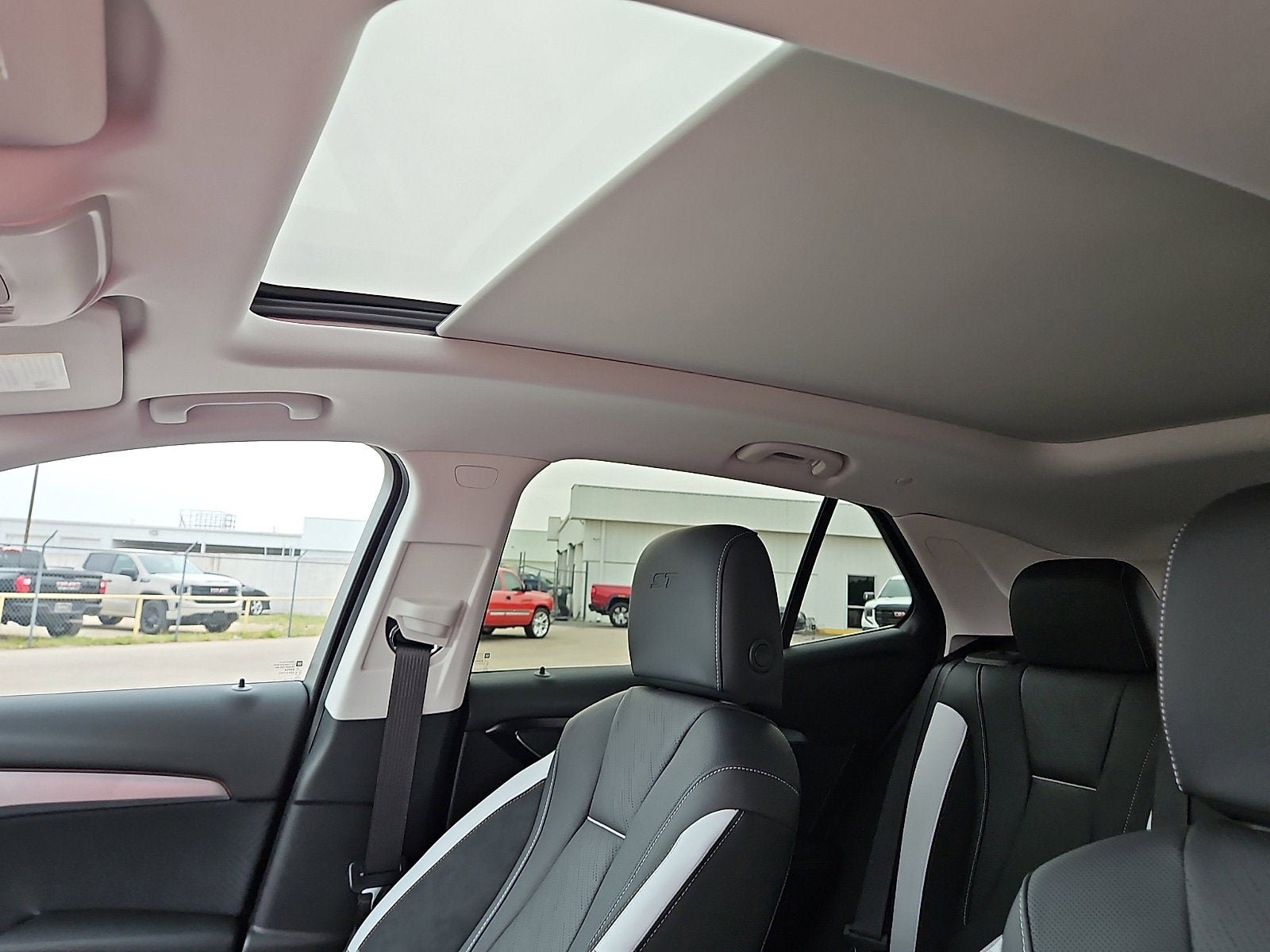 New 2026 Buick Envision Sport Touring AWD/4WD image 13