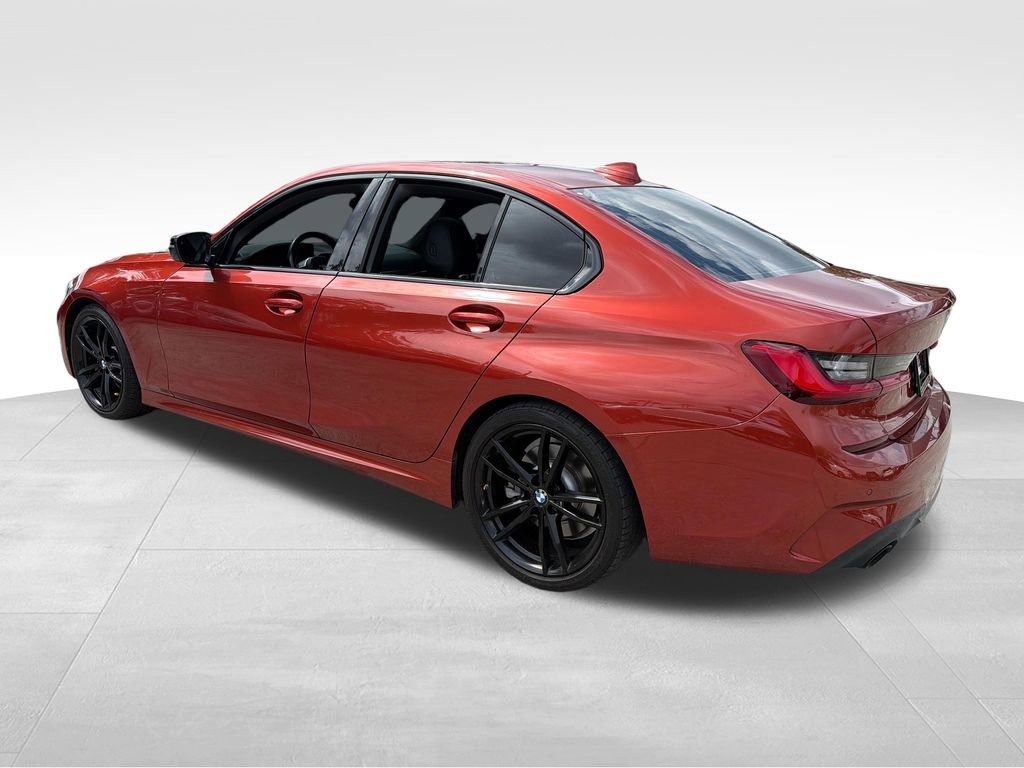 Used 2021 BMW 330i Sedan w/ M Sport Package RWD image 10