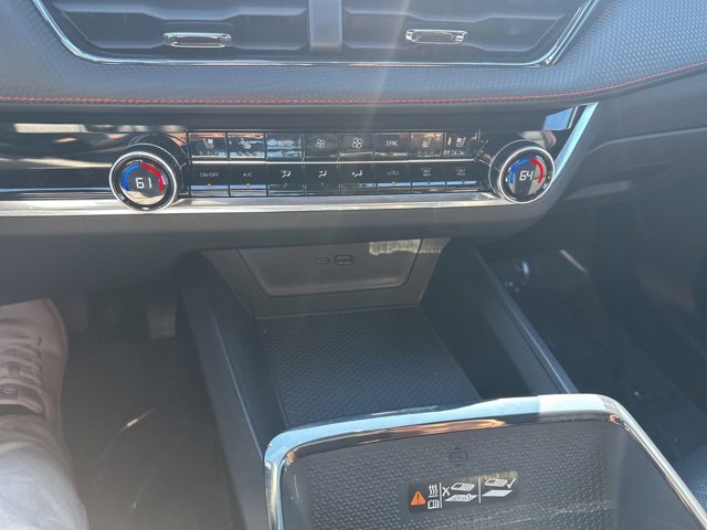 Certified 2025 Chevrolet Equinox RS w/ Safety and Technology Package image 20