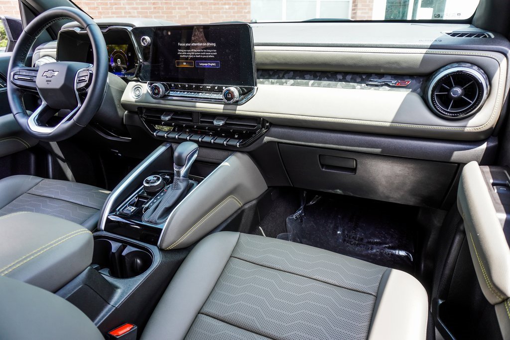 Used 2023 Chevrolet Colorado ZR2 w/ Desert Boss Special Edition image 24