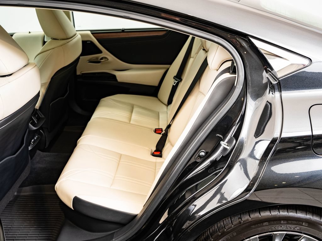 Certified 2024 Lexus ES 300h Ultra Luxury FWD image 43