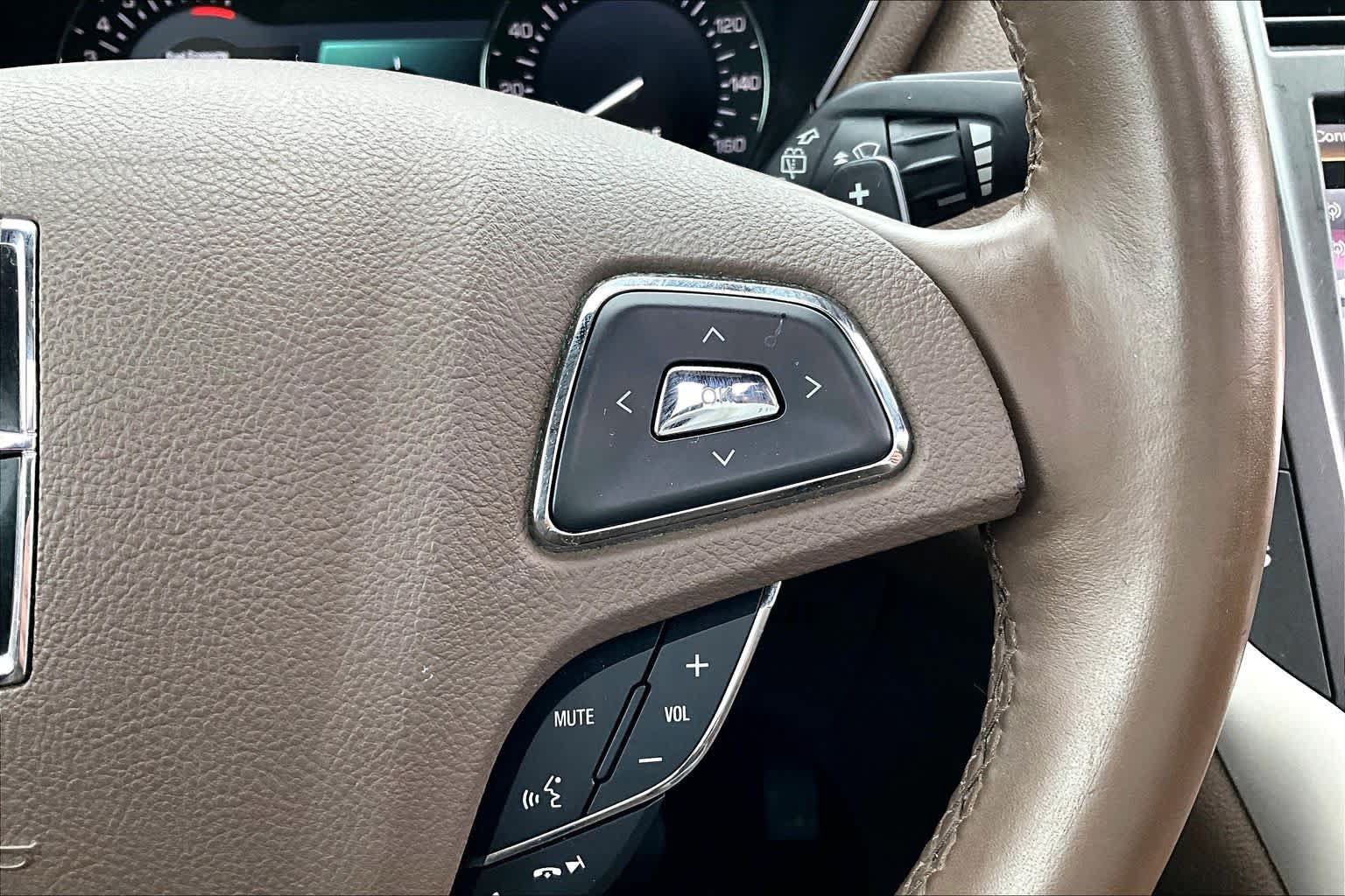 Used 2015 Lincoln MKC FWD w/ Equipment Group 102A Reserve image 25